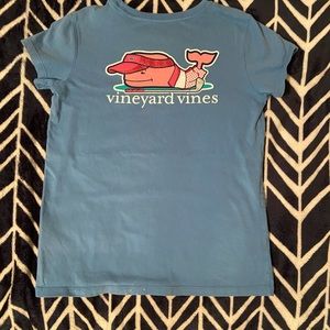 Blue vineyards vines girls shirt